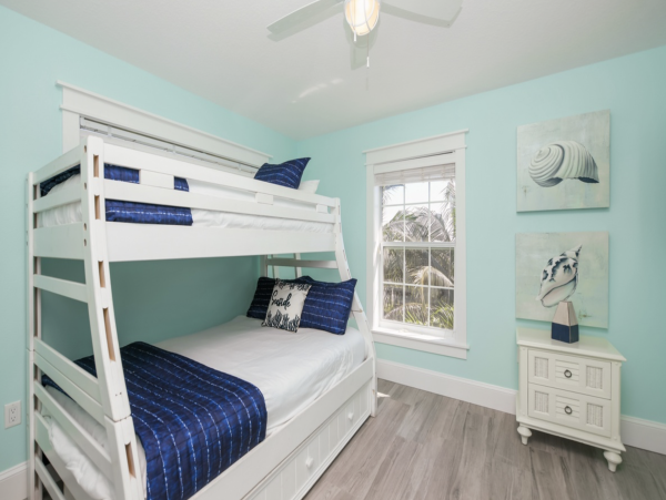 Anna Maria 6 Bedroom Luxury Vacation Rental Home - Sleeps 12