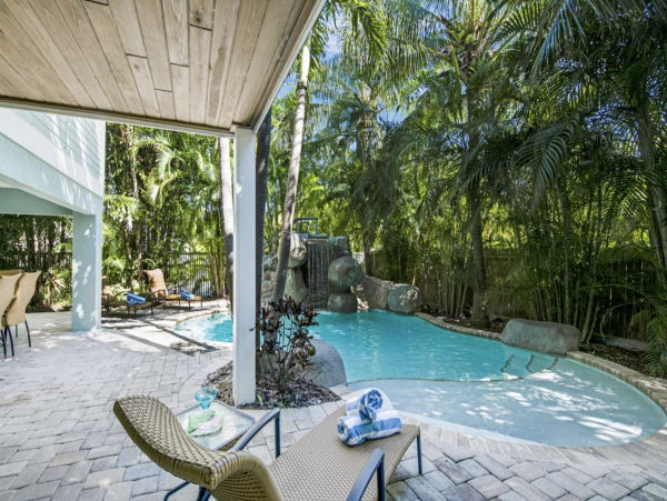 Anna Maria 6 Bedroom Luxury Vacation Rental Home - Sleeps 12