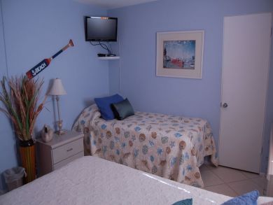 Two Bedroom Siesta Key Vacation Rental Sleeps 7