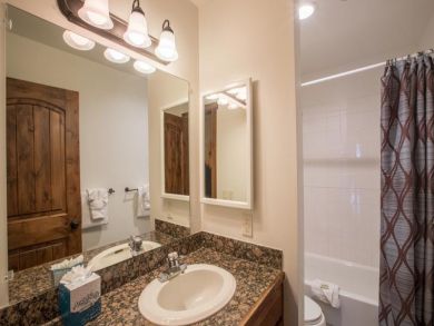 Ski Vail & Stay at this Great Vail Rental Property