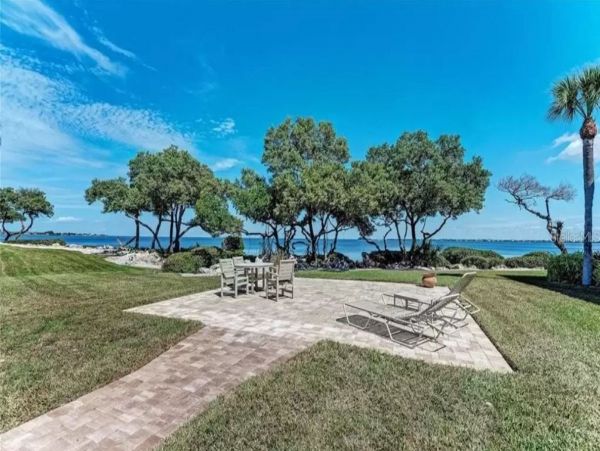 Holme Beach Two Bedroom Condo - Heated Pool - Tennis Court