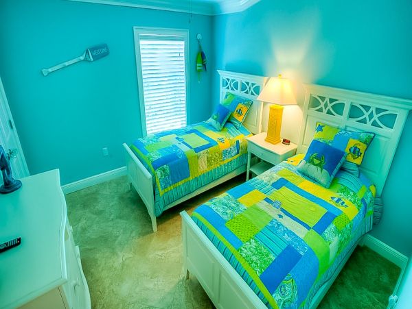 Two Bedroom Vacation Cottage 3 min Walk to Beach