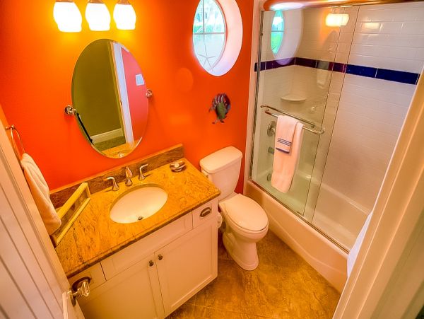 Two Bedroom Vacation Cottage 3 min Walk to Beach