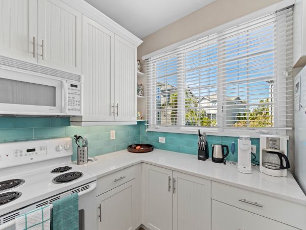 Two Bedroom and Two Bathroom Vacation Condo in Longboat Key