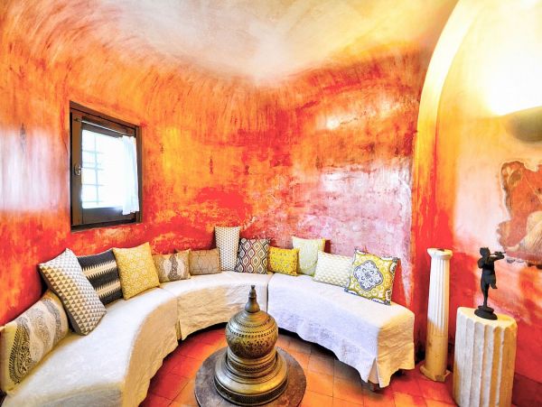 Splendid Hillside Villa with Private Pool Facing the Sea in Praiano