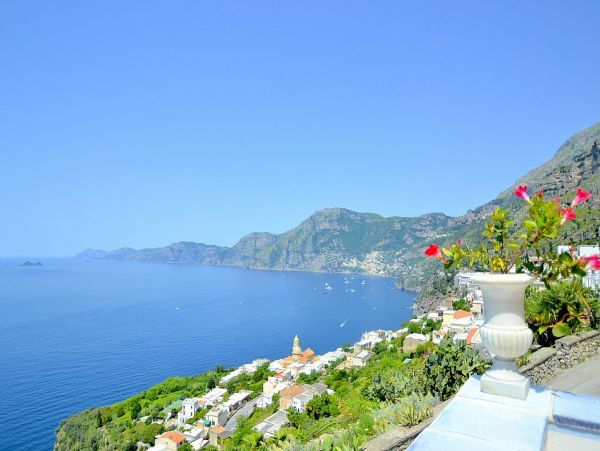 Splendid Hillside Villa with Private Pool Facing the Sea in Praiano