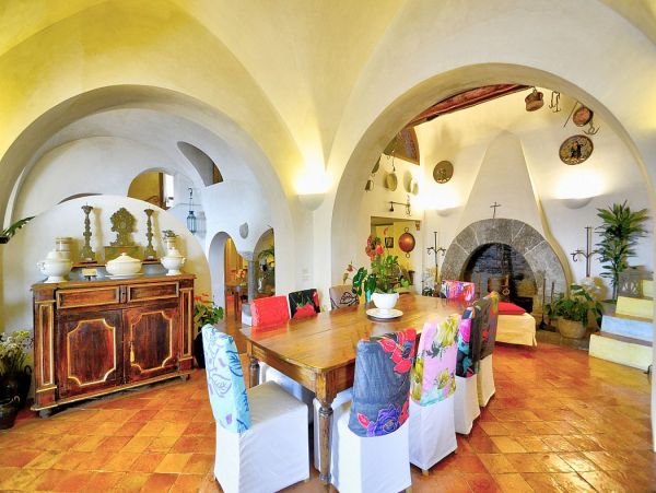 Splendid Hillside Villa with Private Pool Facing the Sea in Praiano