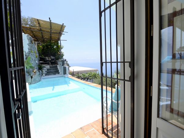 Splendid Hillside Villa with Private Pool Facing the Sea in Praiano