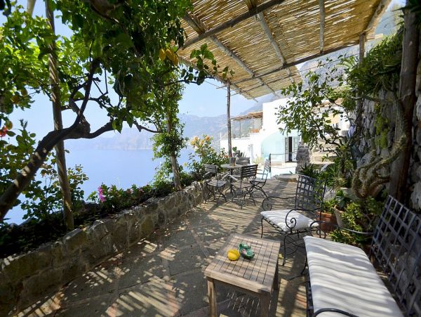 Splendid Hillside Villa with Private Pool Facing the Sea in Praiano