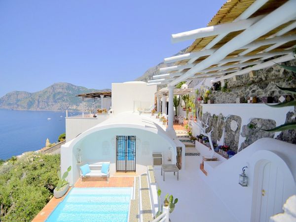 Splendid Hillside Villa with Private Pool Facing the Sea in Praiano