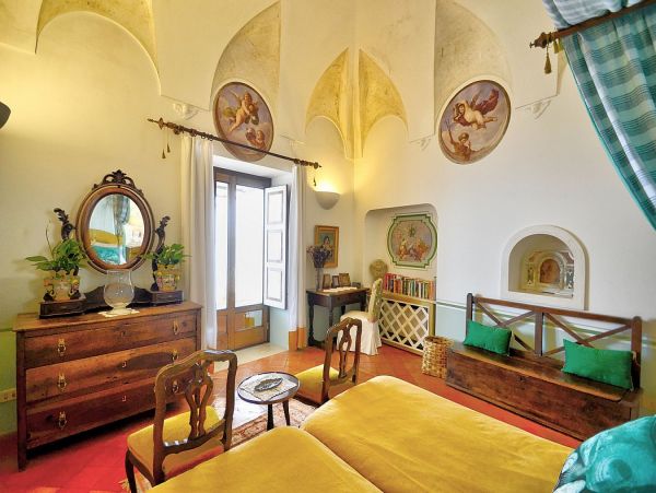Splendid Hillside Villa with Private Pool Facing the Sea in Praiano