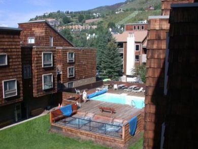 Vail rental condo with pool & hot tubs