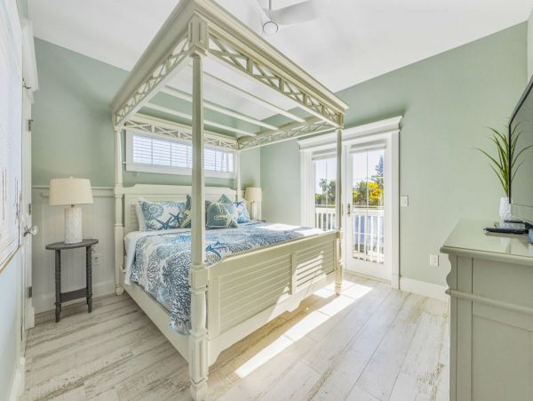 Anna Maria Island Luxury Vacation Rental Home With Pool