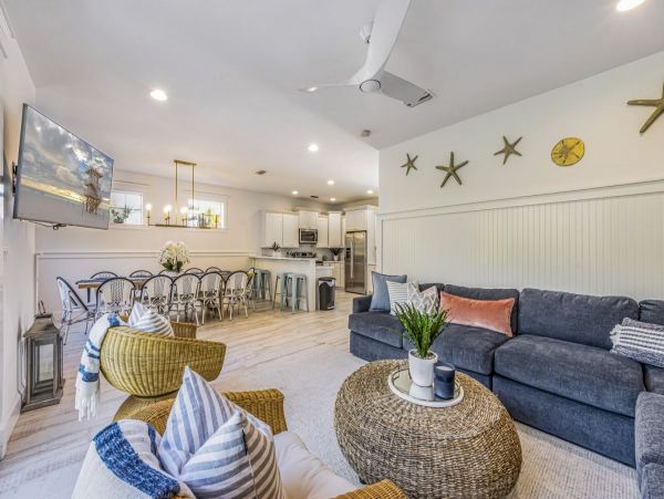 Anna Maria Island Luxury Vacation Rental Home With Pool