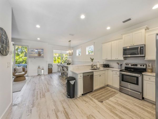 Anna Maria Island Luxury Vacation Rental Home With Pool