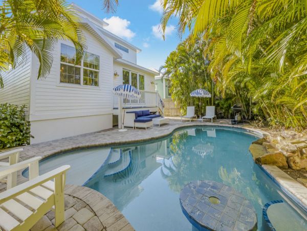 Anna Maria Island Luxury Vacation Rental Home With Pool