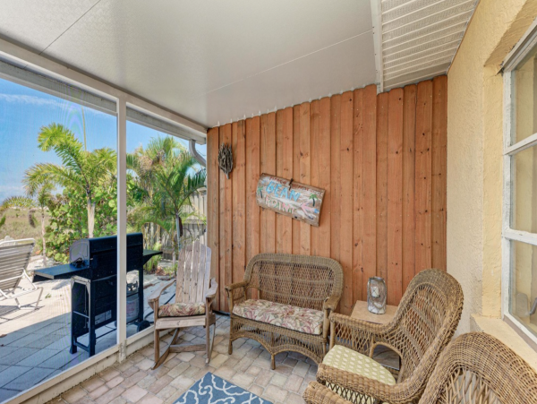 Anna Maria Beachfront 3 Bedroom Vacation Rental Home