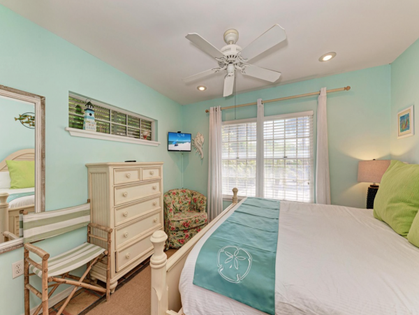 Anna Maria Beachfront 3 Bedroom Vacation Rental Home