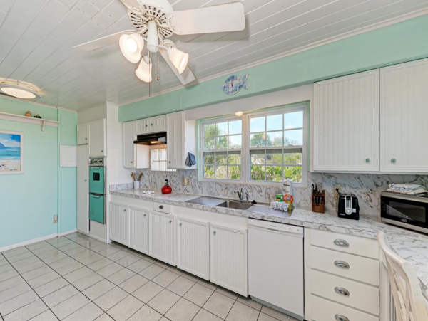 Anna Maria Beachfront 3 Bedroom Vacation Rental Home