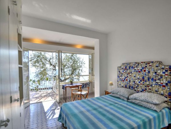 Three Bedroom Positano Villa 490 ft from Beach!