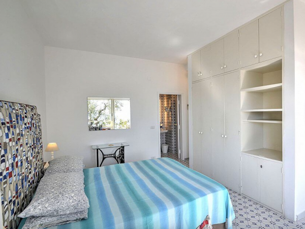 Three Bedroom Positano Villa 490 ft from Beach!