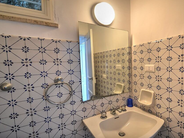 Three Bedroom Positano Villa 490 ft from Beach!
