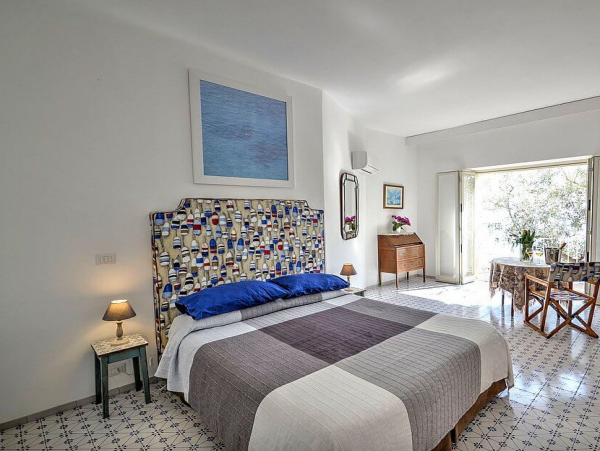 Three Bedroom Positano Villa 490 ft from Beach!
