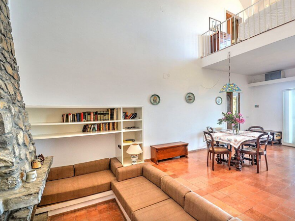 Three Bedroom Positano Villa 490 ft from Beach!