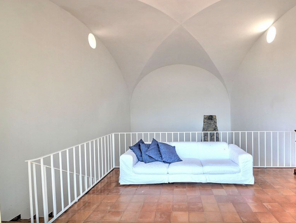 Three Bedroom Positano Villa 490 ft from Beach!