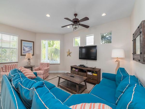 Six Bedroom Vacation Rentals on Anna Maria Island Sleeps 12