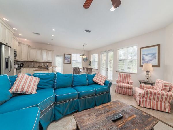 Six Bedroom Vacation Rentals on Anna Maria Island Sleeps 12