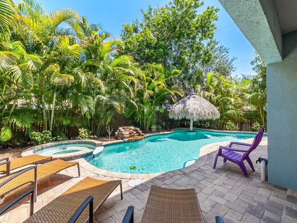 Holmes Beach Home With Private Pool Near the Gulf