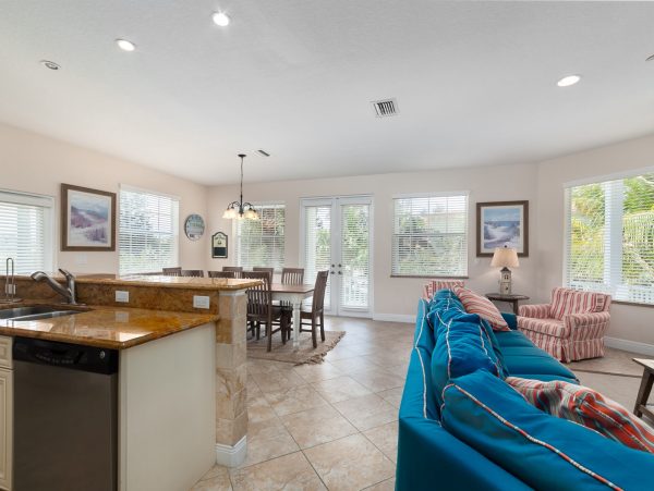 Holmes Beach Home With Private Pool Near the Gulf