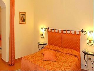Bedroom with Matrimonial Bed