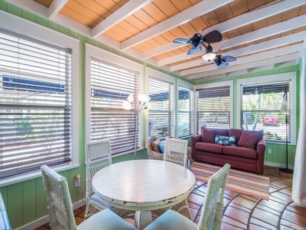 Anna Maria Pool Home 3 Bedroom Sleeps 8 One Block to Beach