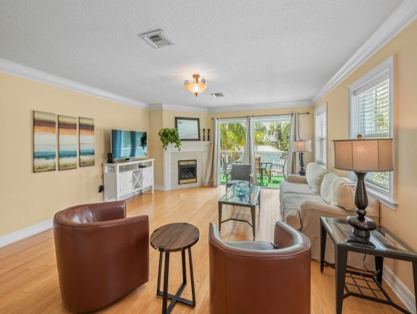 Spacious Siesta Key Retreat with Pool, Prime Location, and Family-Friendly Amenities