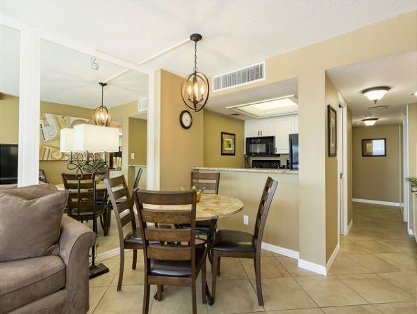 One Bedroom Rental Direct Gulf Views Right on Beach