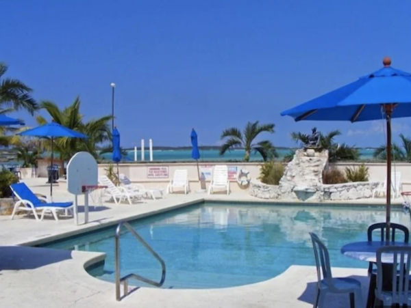 One Bedroom Rental Direct Gulf Views Right on Beach