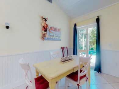 Three bedroom Rental on Anna Maria Island with Swimming Pool
