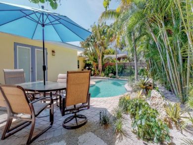 Three bedroom Rental on Anna Maria Island with Swimming Pool