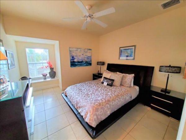 Walk to Beach House on Longboat Key-