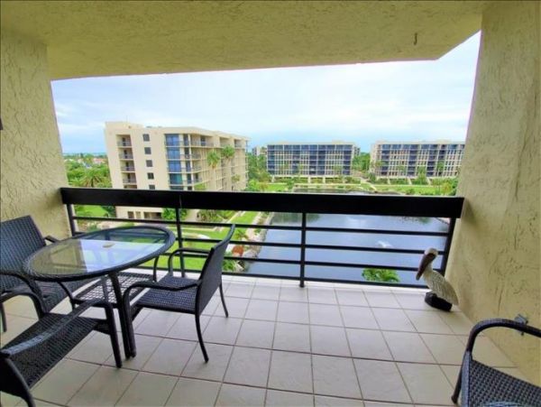 Longboat Key 2 Bedroom 2 Bathroom Sleeps Four Beach Condo