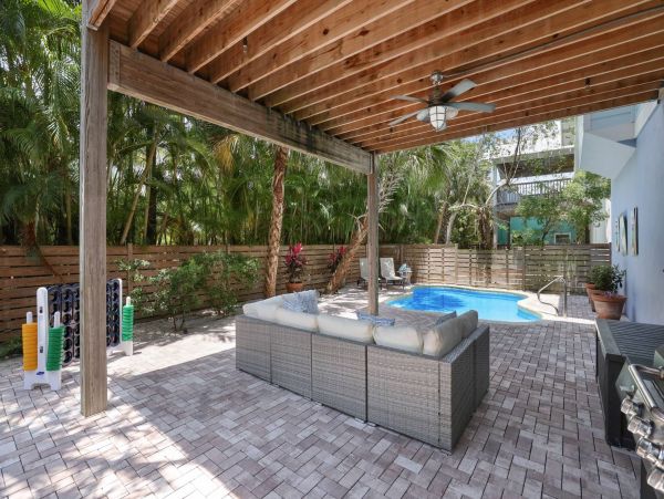 Luxury Anna Maria Island Vacation Rental with Three Bedrooms