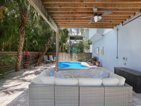 Luxury Anna Maria Island Vacation Rental with Three Bedrooms