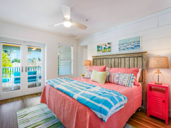 Anna Maria Vacation Rental Three Bedroom with Pool , 2 block to the Beach