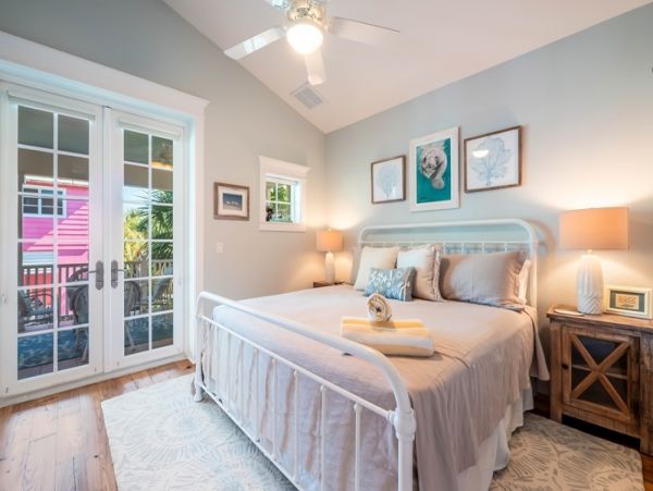 Luxury Anna Maria 3 Bedroom Rental Sleeps 6 Close to Beach