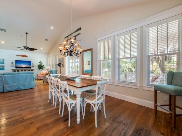 Luxury Anna Maria 3 Bedroom Rental Sleeps 6 Close to Beach