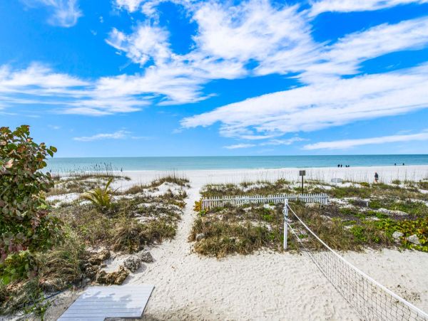 Anna Maria Island Luxury Beachfront 9 Bedroom House Sleeps 21