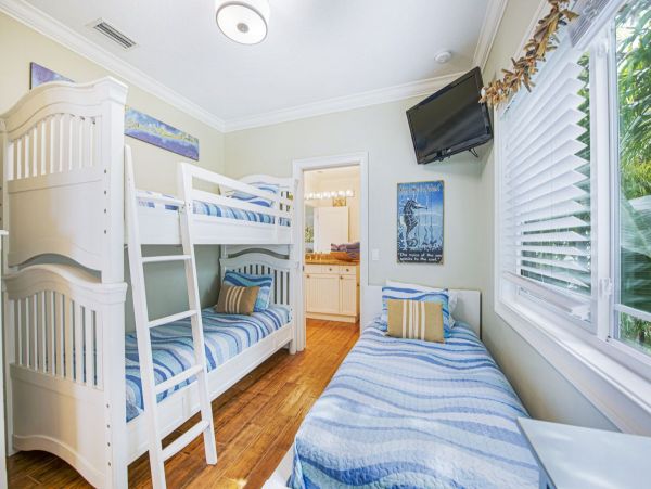 Anna Maria Island Luxury Beachfront 9 Bedroom House Sleeps 21