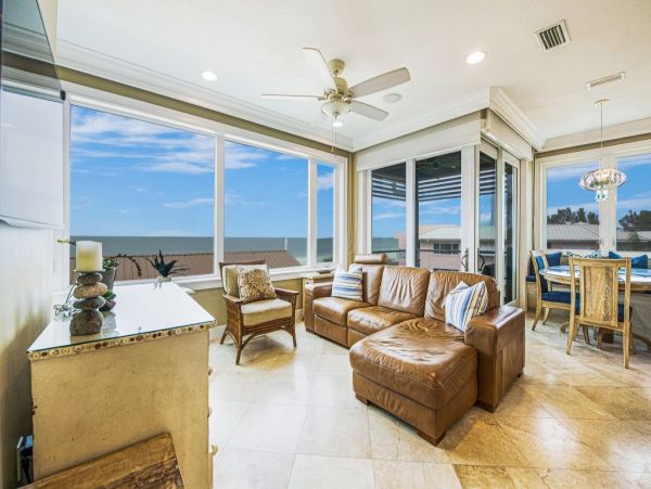 Anna Maria Island Luxury Beachfront 9 Bedroom House Sleeps 21